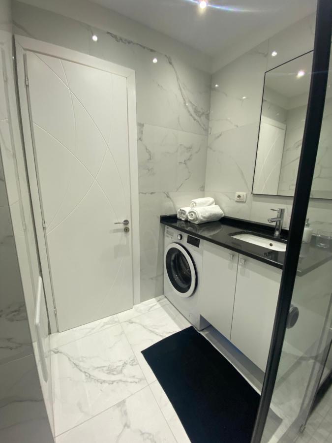 Tirana New Bazaar-Apartment 1 Dış mekan fotoğraf